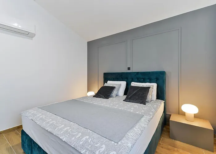 Beautiful New With A Pool, Near Sandy Beach, Large Garden - By Traveler Tourist Agency Krk Id 2384