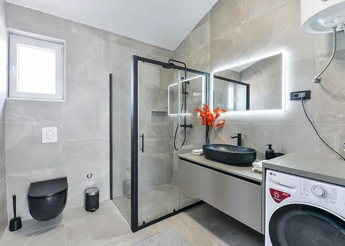 Beautiful New With A Pool, Near Sandy Beach, Large Garden - By Traveler Tourist Agency Krk Id 2384