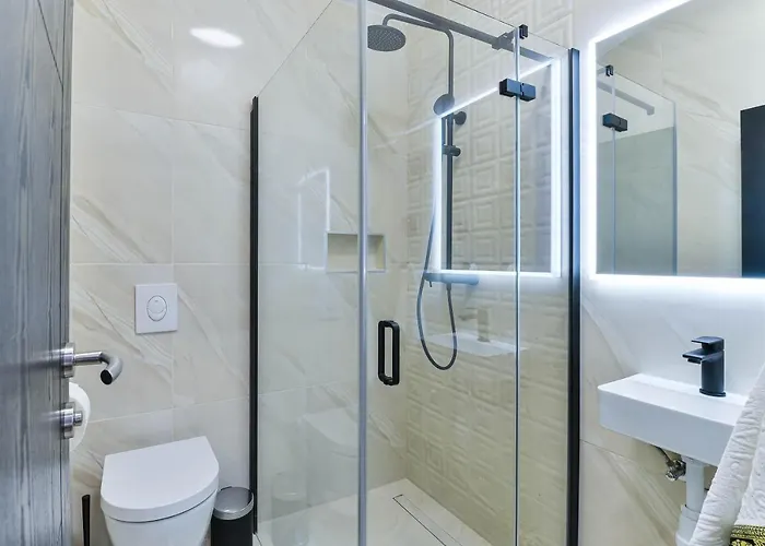 Villa Beautiful New With A Pool, Near Sandy Beach, Large Garden - By Traveler Tourist Agency Krk Id 2384 *