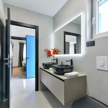 Villa Beautiful New With A Pool, Near Sandy Beach, Large Garden - By Traveler Tourist Agency Krk Id 2384