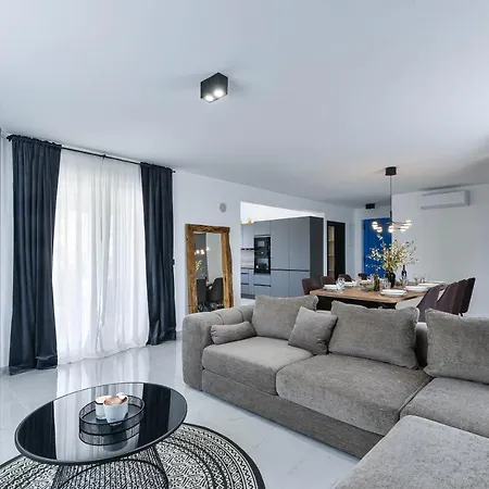 Beautiful New With A Pool, Near Sandy Beach, Large Garden - By Traveler Tourist Agency Krk Id 2384 Вилла