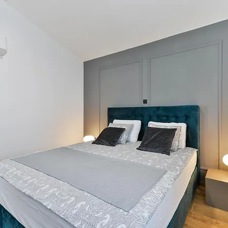 Beautiful New With A Pool, Near Sandy Beach, Large Garden - By Traveler Tourist Agency Krk Id 2384