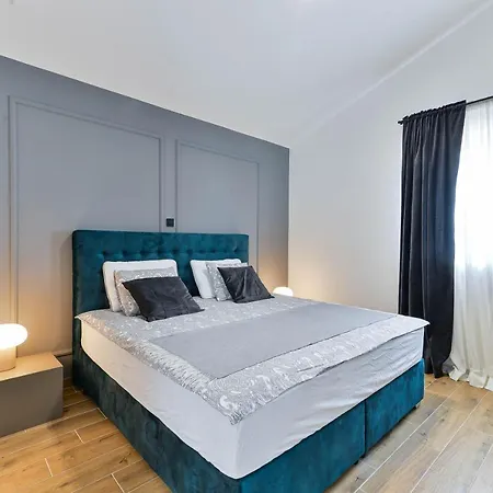 Villa Beautiful New With A Pool, Near Sandy Beach, Large Garden - By Traveler Tourist Agency Krk Id 2384