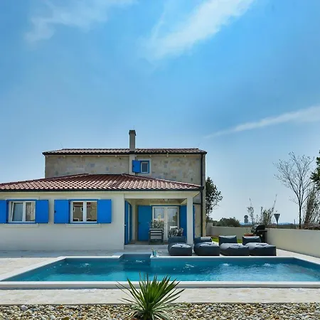 Beautiful New With A Pool, Near Sandy Beach, Large Garden - By Traveler Tourist Agency Krk Id 2384 Villa *