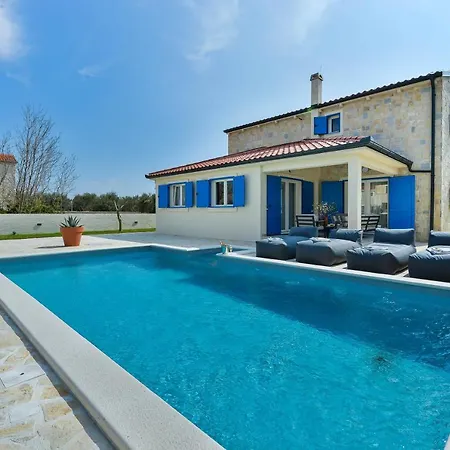 Beautiful New With A Pool, Near Sandy Beach, Large Garden - By Traveler Tourist Agency Krk Id 2384 Villa *