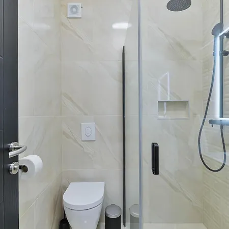 Beautiful New With A Pool, Near Sandy Beach, Large Garden - By Traveler Tourist Agency Krk Id 2384
