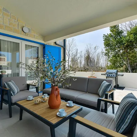Beautiful New With A Pool, Near Sandy Beach, Large Garden - By Traveler Tourist Agency Krk Id 2384 Villa *